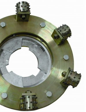 0-04685400-1530134616-bush-hammer-stokkolo-410